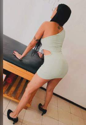 Genesis masajista escort y acompañante en Argentina
