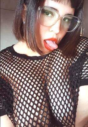 Rocio masajista escort y acompañante en Argentina