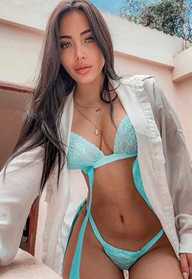 Sol Hot masajista escort y acompañante en Argentina