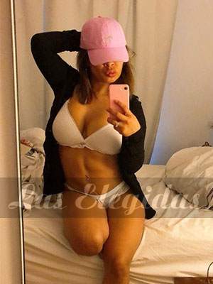 pamelita modelo escorts de LasElegidas.com